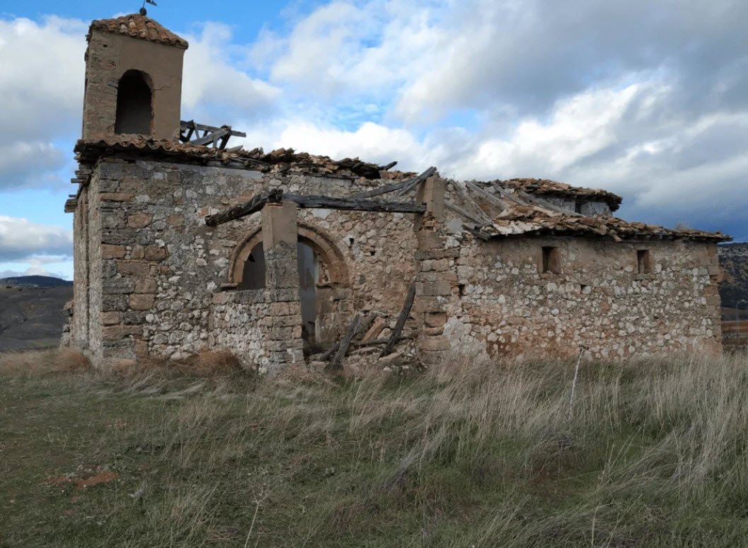 Ruinas del Castillo de Castejón de Henares, Spain